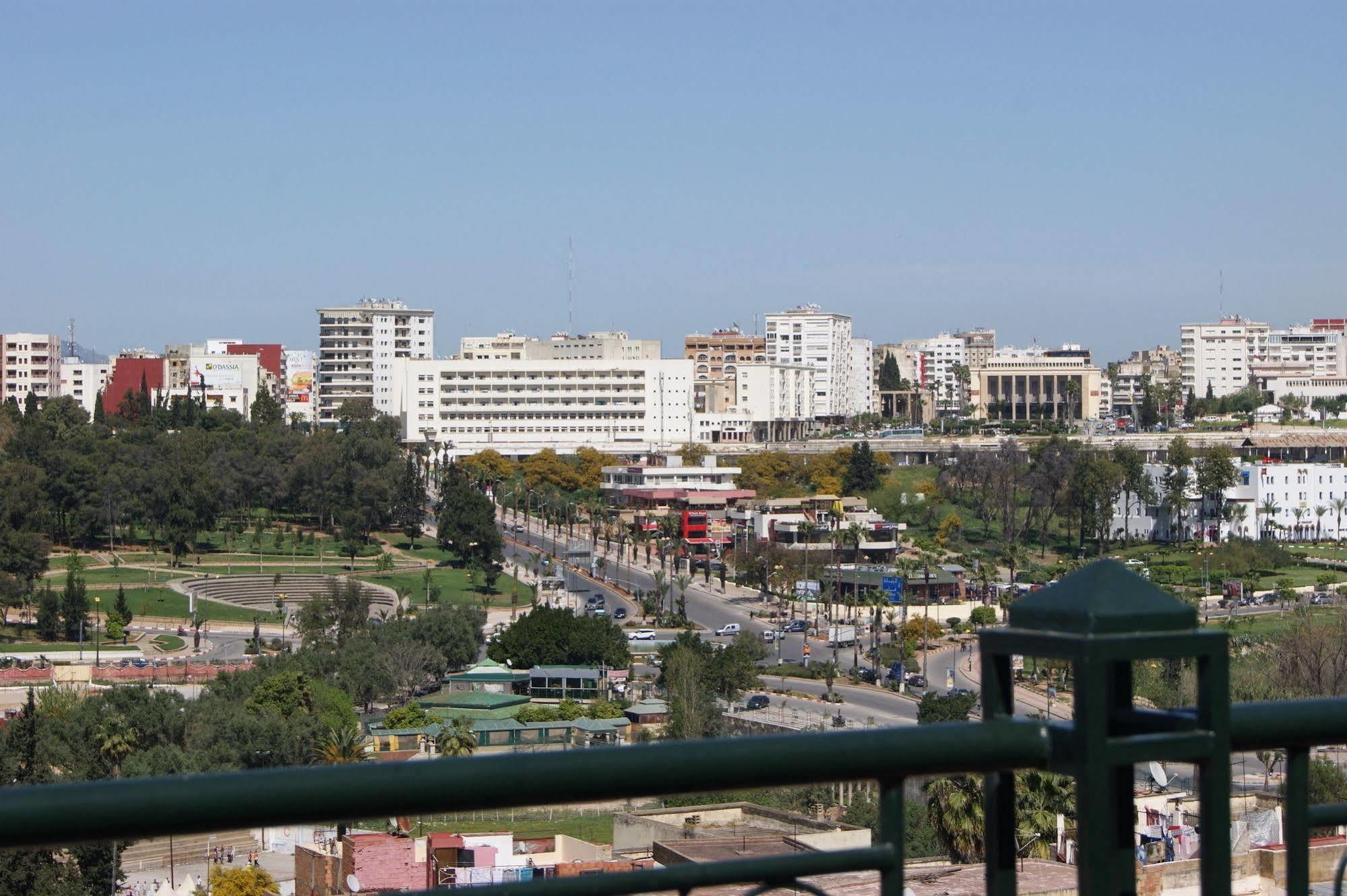 Collier De La Colombe Hotel Meknes Exterior photo